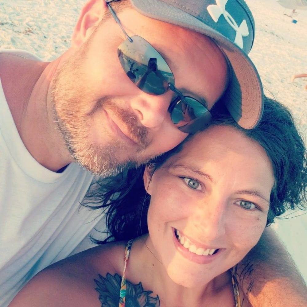 Meet your Posher, Leighandreachris